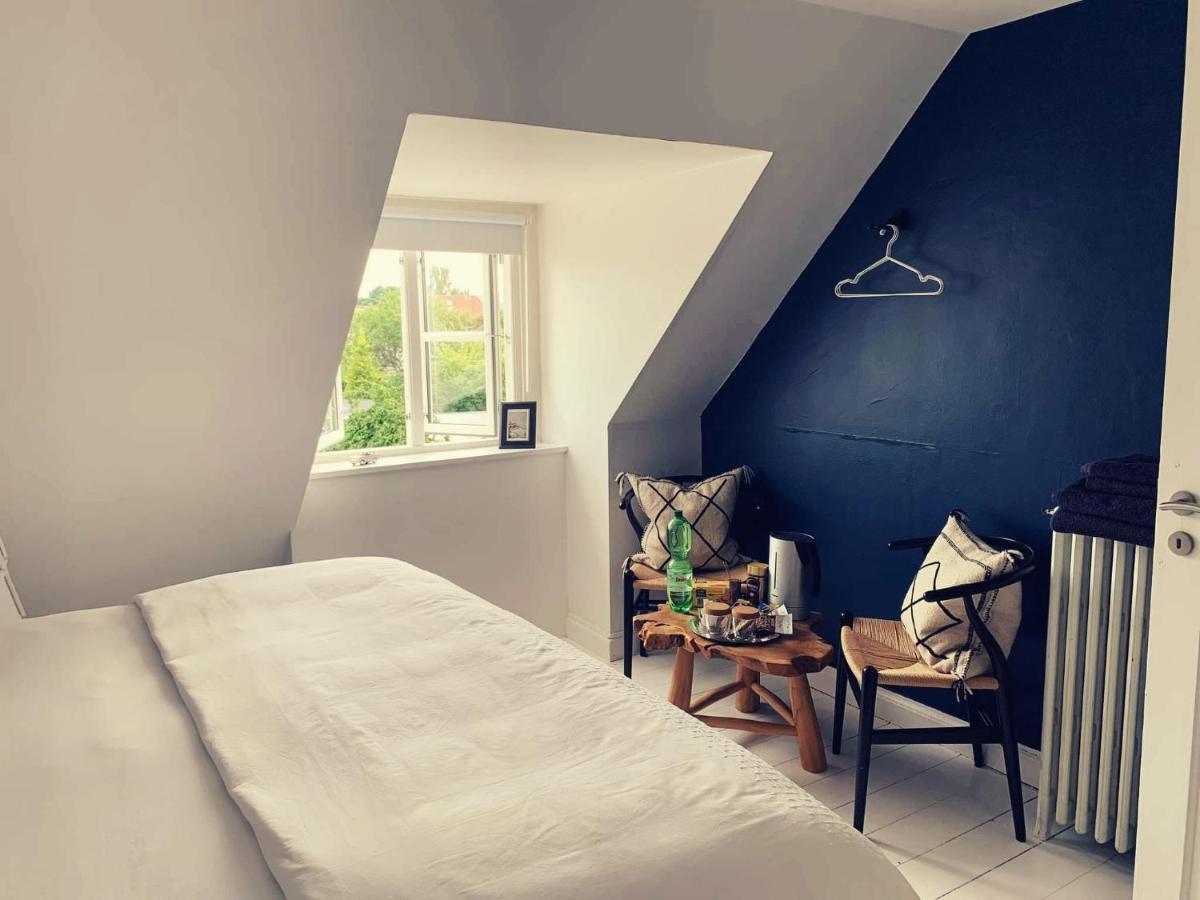Room In A Danish Cottage With Garden View, 10 Min To Cph Gentofte Exterior photo